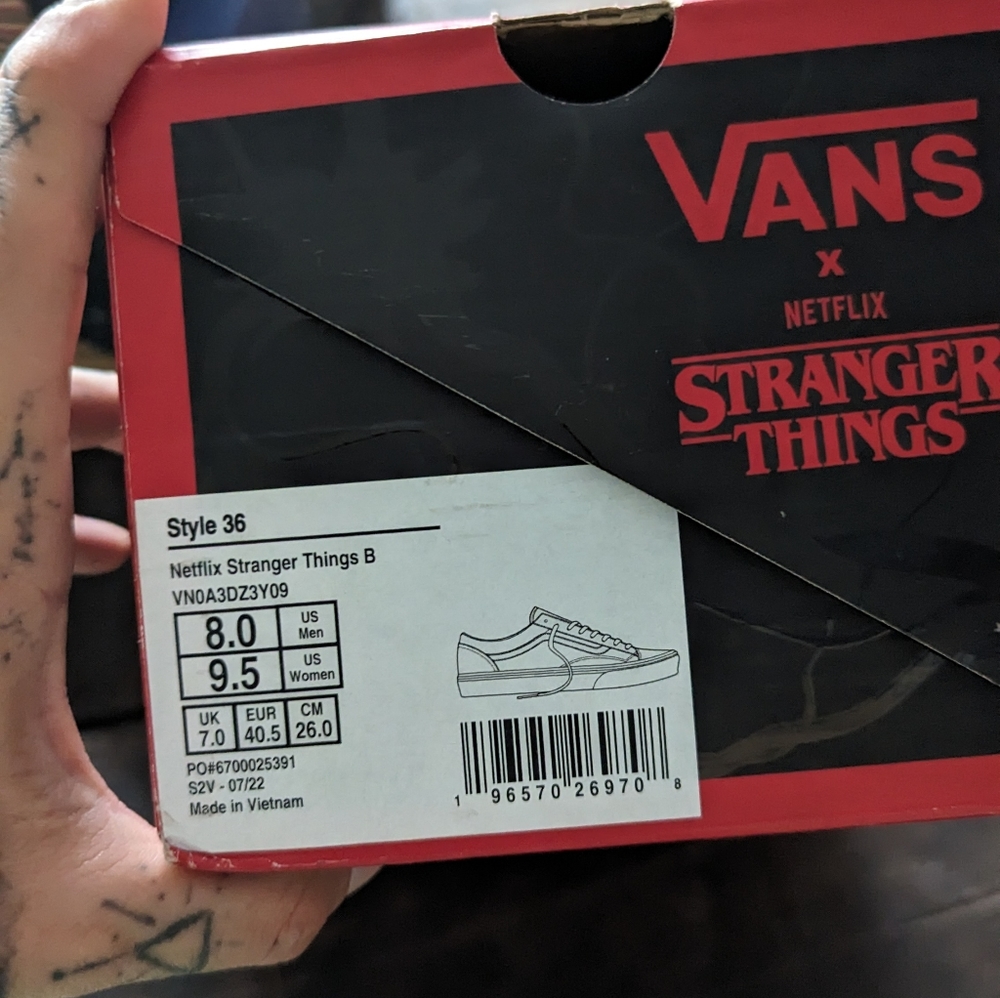 Vans - Picture 3 of 3